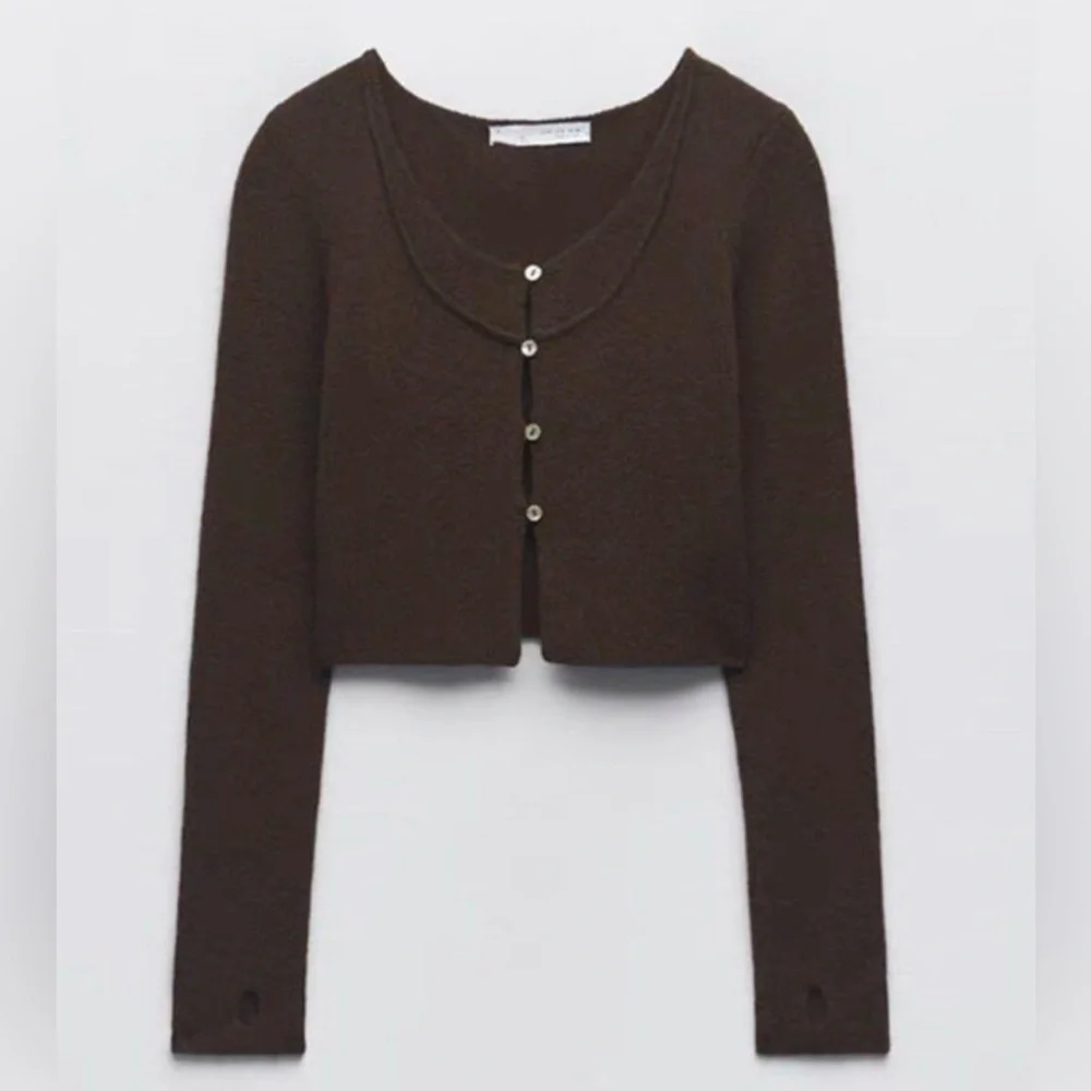 ZARA CROPPED BUTTON FRONT SWEATER TOP